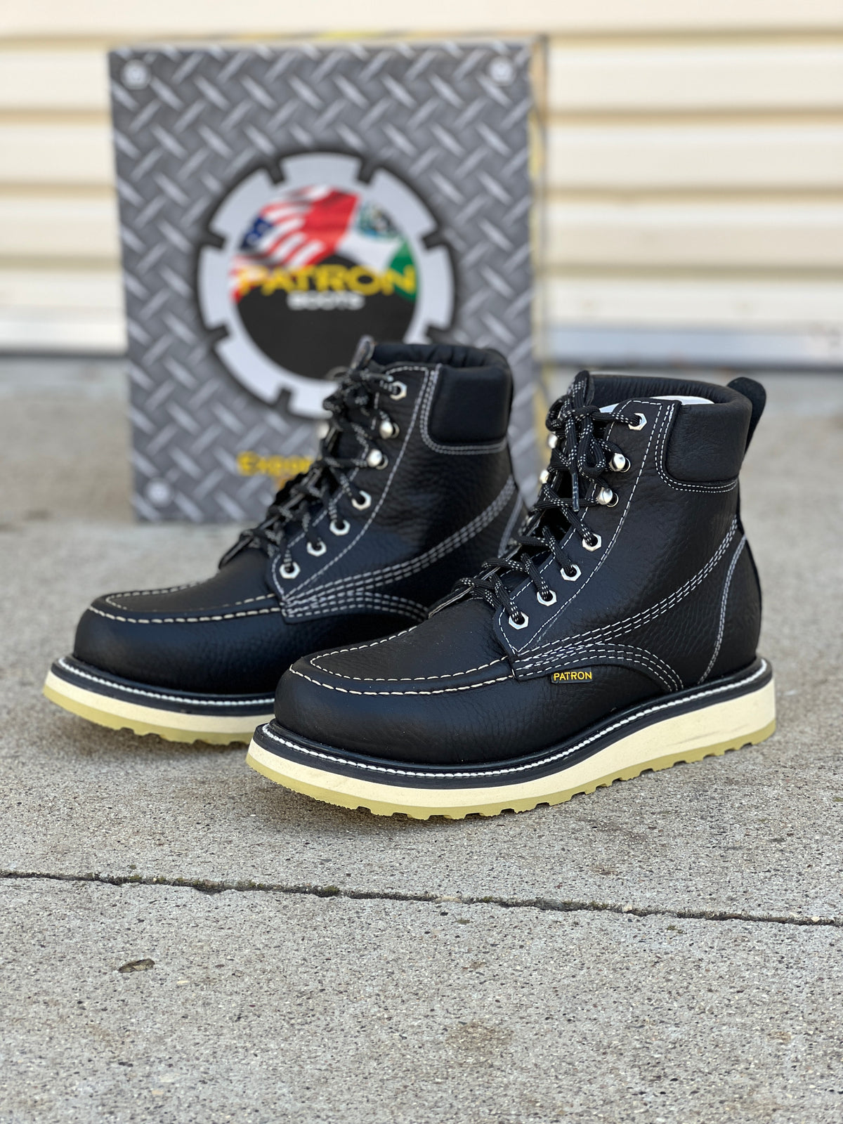 613 Black
