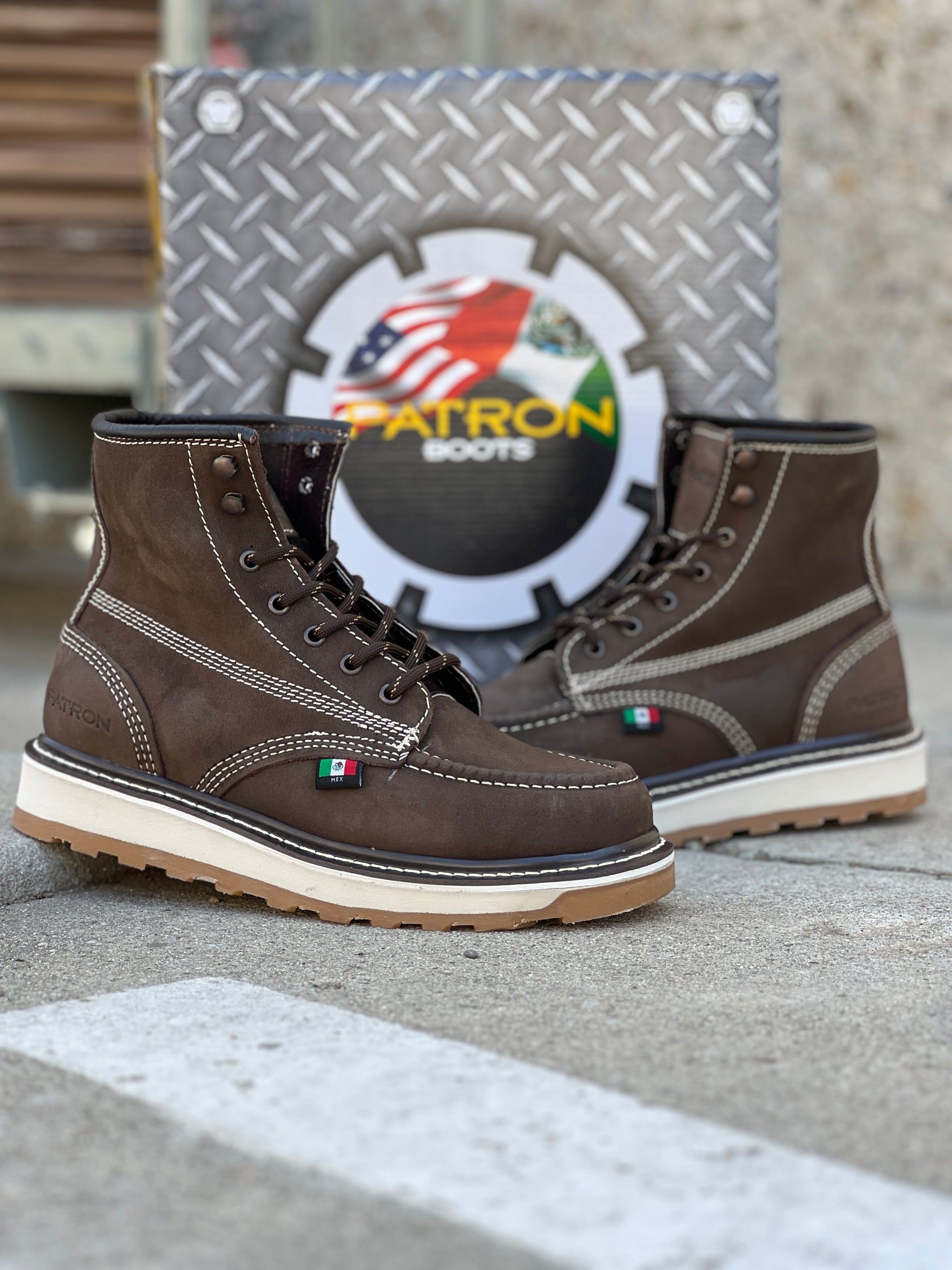 1517 Water Buck Cafe Mexico Flag | Patron Botas
