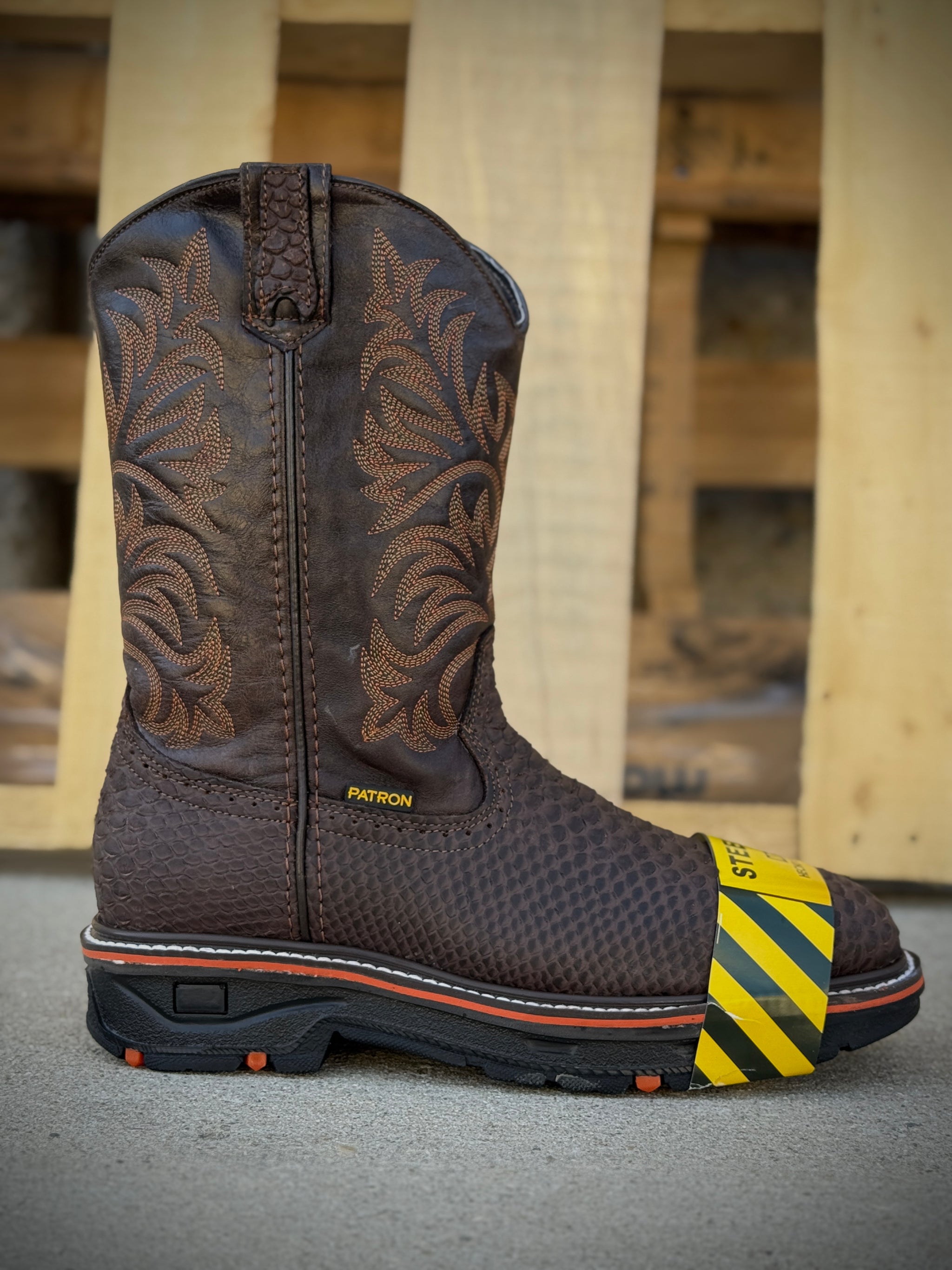 9838 Python Print Cafe | Patron Botas