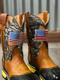 Load image into Gallery viewer, 832 Honey Ranch USA
