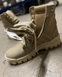 Load image into Gallery viewer, 840 Arena
